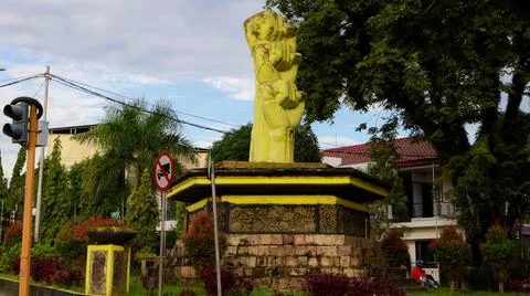 "Tugu Pemuda" is located right at the intersection of Gunung Pasir street Stock Photos
