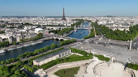 Tuileries Garden. Beautiful Eiffel Tower. Paris City Landscape. Tuileries Stock Footage 337006939