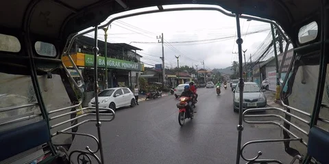 Tuk Tuks in Thailand 스톡 동영상 124017341