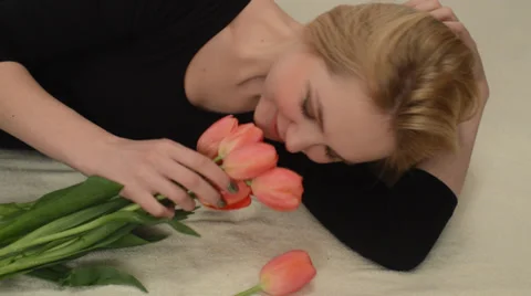 Tulips Stock Footage 34992168