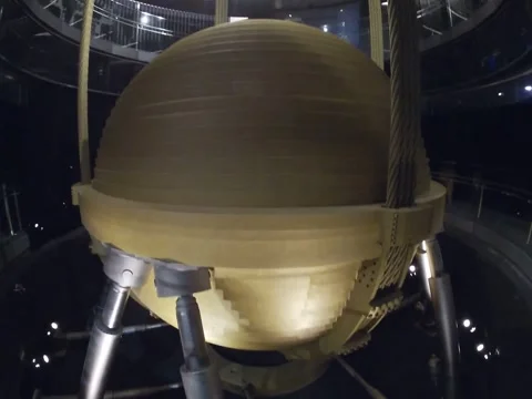 Tuned Mass Damper Inside Taipei 101 Tower, Taipei, Taiwan (5th Jan 2020) 库存影片 343533829