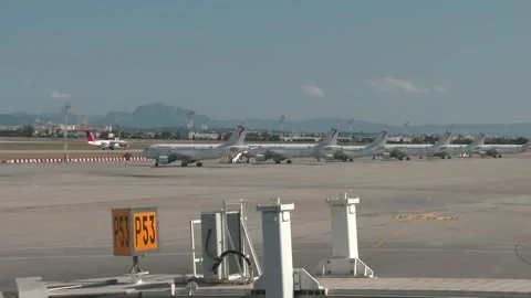 Tunisian airlines  Stock Footage 328414386
