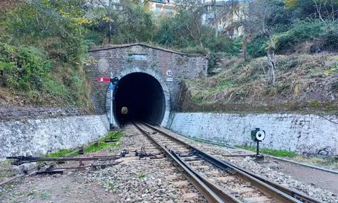 Tunnel 30 Stock Photos