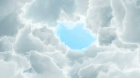 Tunnel Clouds Video stock 33332197