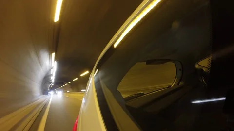 Tunnel light painting Vídeo Stock 104064360
