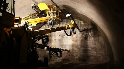 Tunneling013 Video stock 10909016