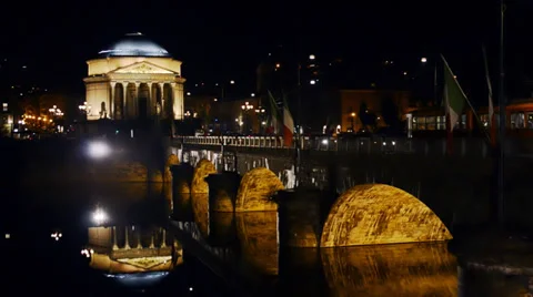 Turin by night Видео 33440402