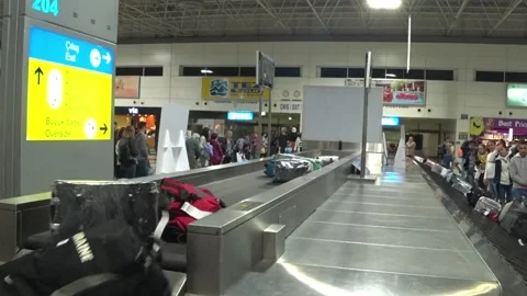 Turkey, Antalya - October, 2017: getting baggage at an international airport Stock-Footage 87327215