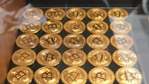 Turkey: Bitcoin dives over 5% on liquidation concerns Stock Footage 322102601