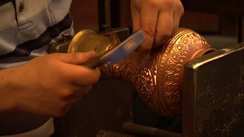 Turkey gaziantep coppersmiths bazaar Stock Footage 166814948