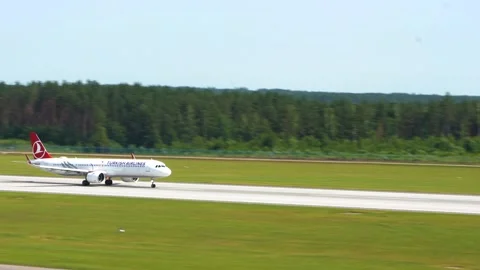 Turkish Airlines plane is taking off Stock Footage 157322803