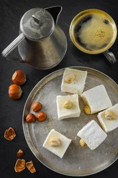 Turkish delight. Eastern dessert with hazelnut and coffee Foto stock