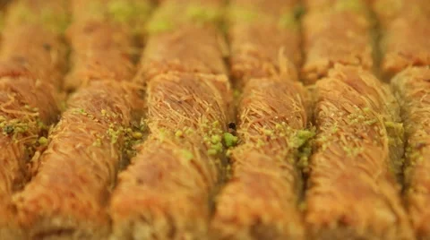 Turkish dessert Kadayif Vídeos de archivo 55767954