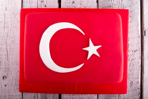 Turkish flag shape on Cake Foto stock