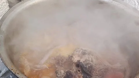 Turkish Kelle Paca Soup Boiling in Metal Pot Real Time 20s 動画素材 335644456