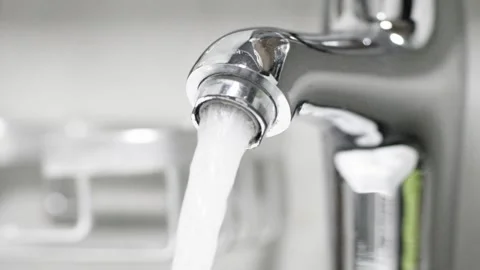 Turn on the faucet Stock Footage 259615810
