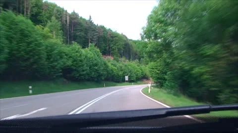 Turn on mountain, forest road Vídeos de archivo 24593359