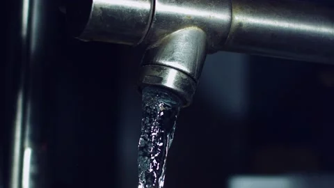 TURN ON RUNNING TAP WATER Video stock 191923503
