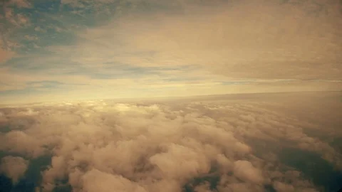 Turn on the sun in the clouds Stock Footage 96051799