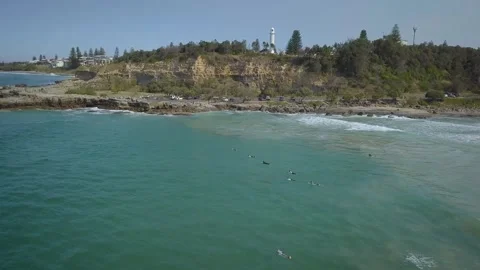 Turners Beach sits on the Eastern Australian coastline near the town of Yamba Видео 332683585