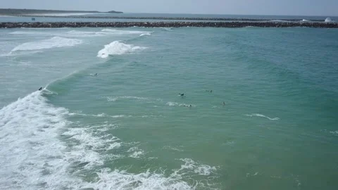 Turners Beach sits on the Eastern Australian coastline near the town of Yamba Видео 332684704