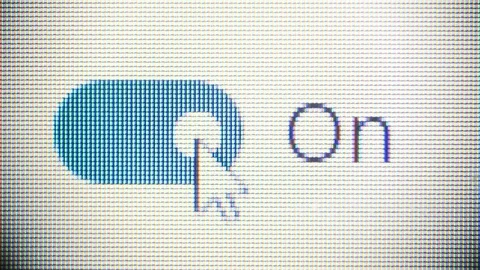 Turning on and off button on computer screen Vidéo 111447142