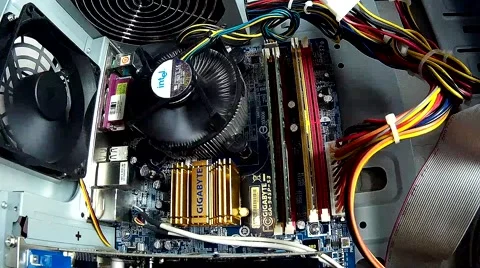 Turning on and off the computer disassembled Stock Footage 47241331