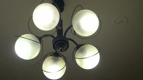 Turning on and off the electric lights. Video stock 7764730