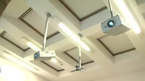 Turning on and off the light Video stock 10605076