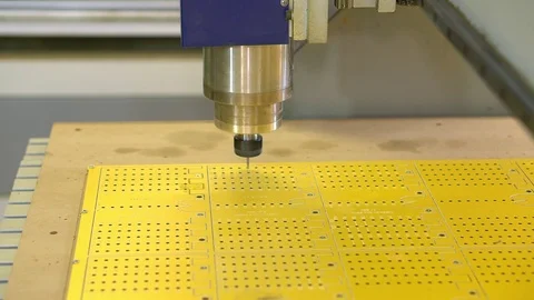 Turning and milling machine with numerical control. Check the movement of the 库存影片 92434119