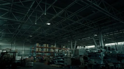 Turning on the lights in the warehouse. Video stock 161788154