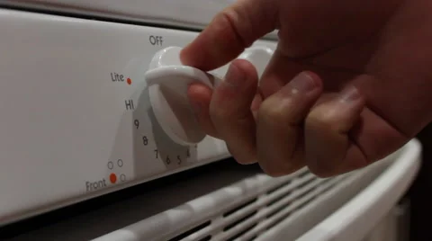 Turning Stove On 動画素材 41719939