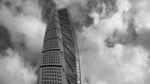 Turning torso, Malmo, Sweden.dramatic clouds,time lipese Video stock 39606761