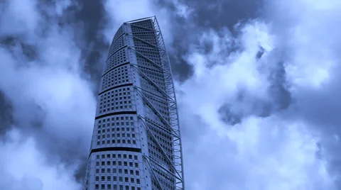 Turning torso, Malmo, Sweden.dramatic clouds,time lipese Video stock 39607297