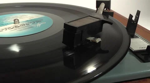 Turntable device for audio playback Video stock 980596