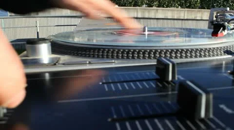 Turntable Stock-Footage 10704003