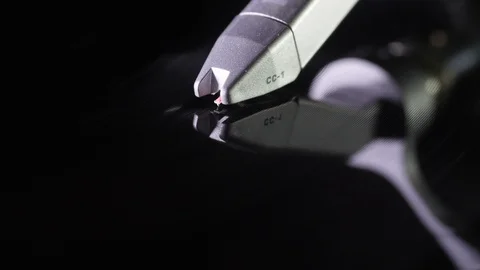 Turntable Needle On A Vinyl Record, Macro Shot. Видео 104755576