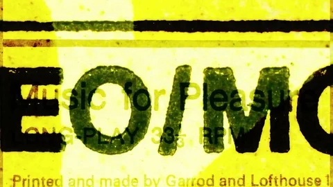 Turntable retro graphics Видео 82252257