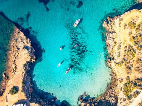 Turquoise Mediterranean Bays of Ibiza Stock-Fotos