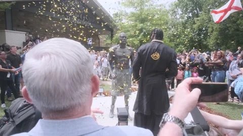 Tuscaloosa, United States - 5/25/2022: Deontay Wilder unveils statue. Stock Footage