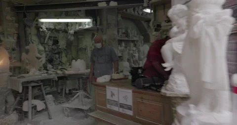 Tuscany - The exciting entry into an alabaster workshop in Volterra Stock Footage 162120960
