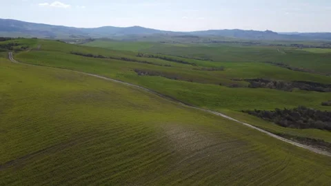 Tuscany Green Fields in Spring 스톡 동영상 242581682