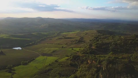 Tuscany landscapes Vídeos de archivo 128885591