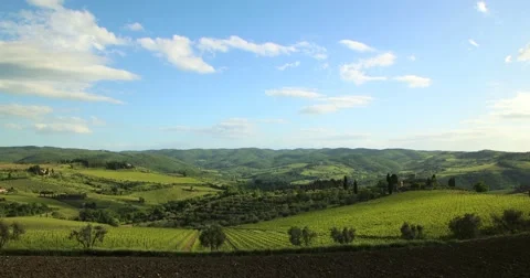 Tuscany Valley Cloudscape Time-lapse 4K 動画素材 41278334