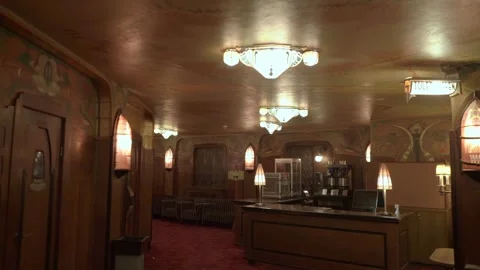 The Tuschinski cinema reception hall interior in Amsterdam. Vídeos de archivo 247057525