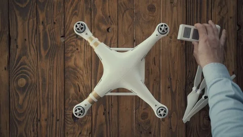 Tutorial of drone control Video stock 72596858