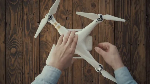 Tutorial of drone control 動画素材 72597503