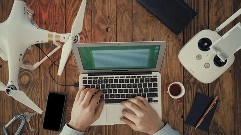 Tutorial of drone control Video stock 72648879