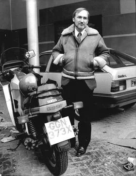 Tv Am Programme Controller Michael Deakin By Motor Cycle. Stock-Fotos