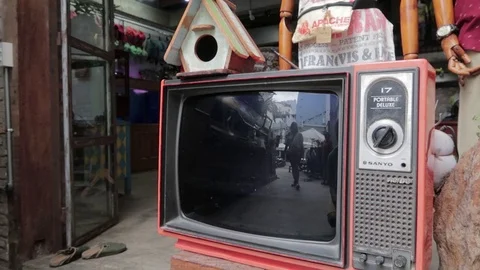 Tv in the store 스톡 동영상 119130701